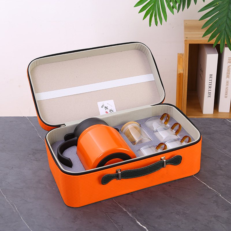 No.2 Leather Case Vacuum Pot Tea Set view 2