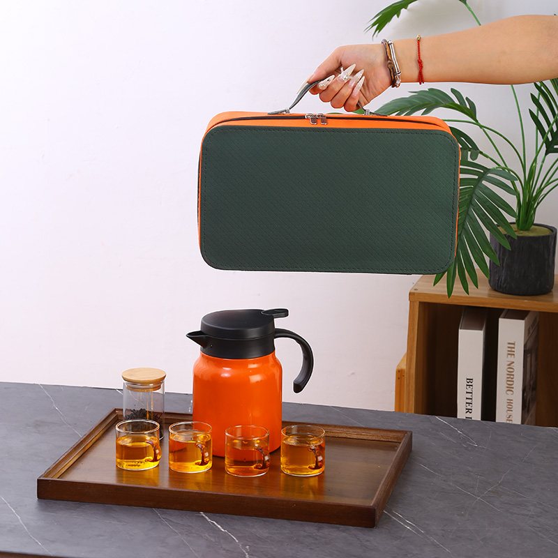 No.2 Leather Case Vacuum Pot Tea Set view 3