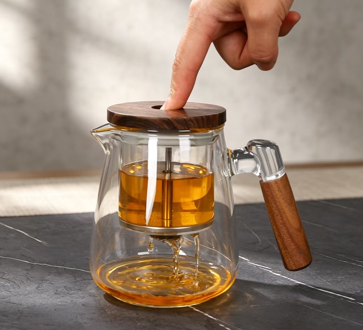 Thousand Mountains One-Touch Piao Yi Teapot Set